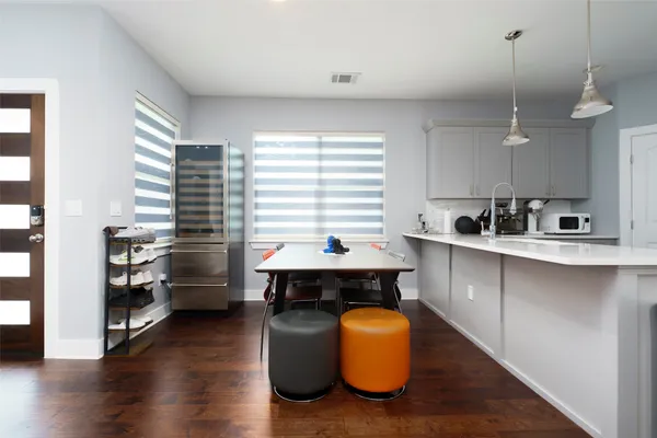 $435,000 | 302 Delmar Avenue, Unit B, Austin, TX 78752