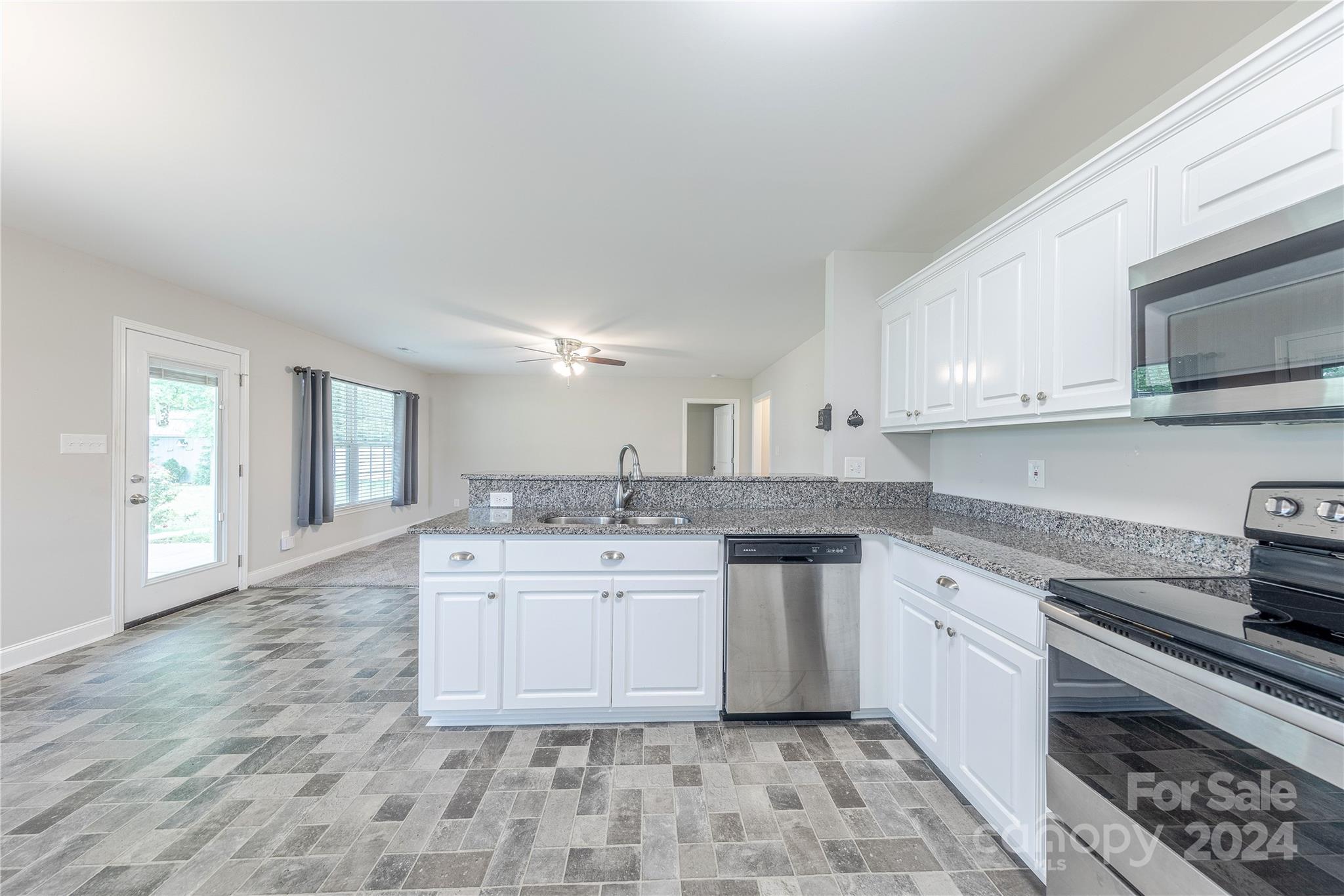 4135 Doe Ridge Lane Lancaster, SC 29720 - Photo 8 of 25 Gallery Image 8