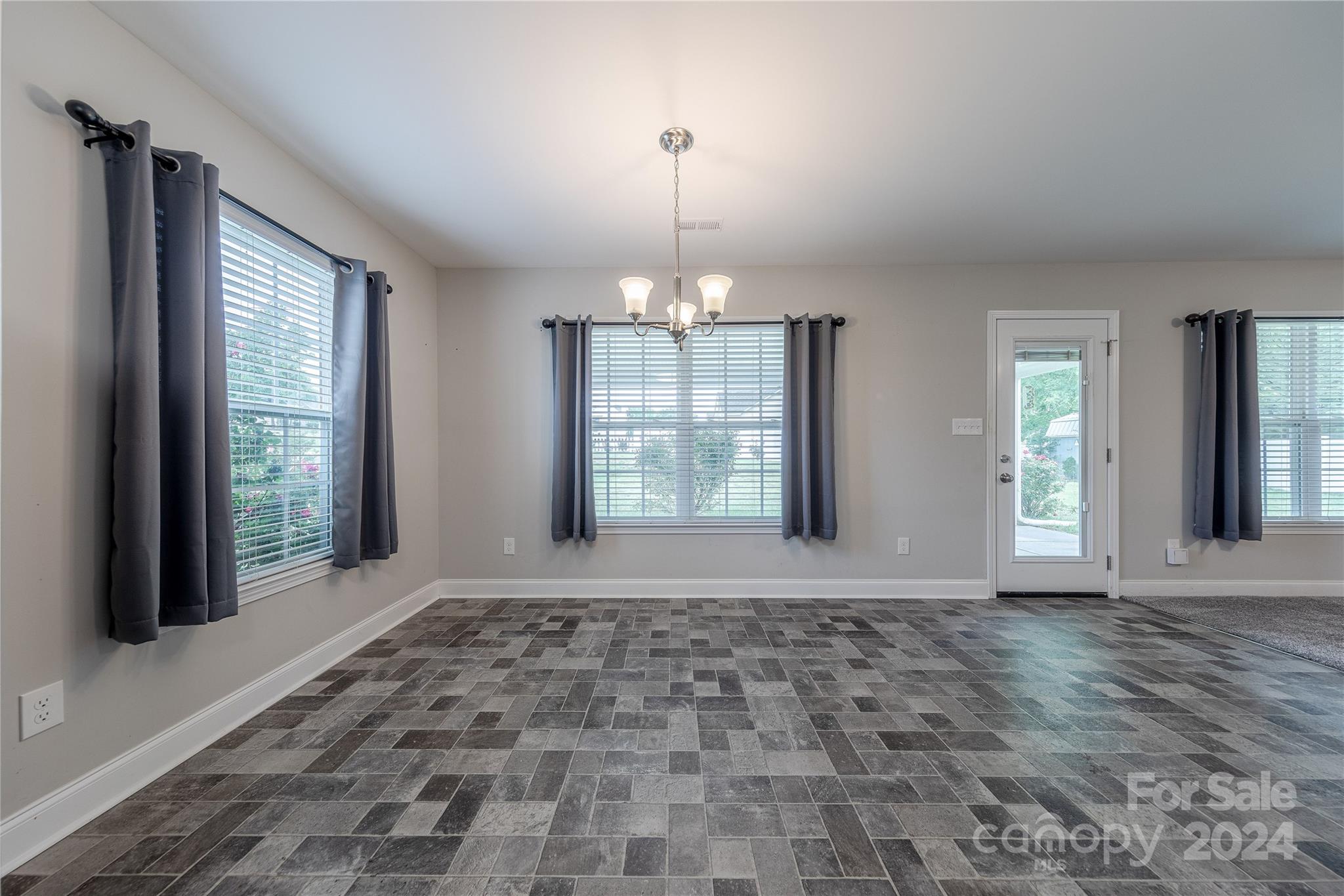 4135 Doe Ridge Lane Lancaster, SC 29720 - Photo 9 of 25 Gallery Image 9
