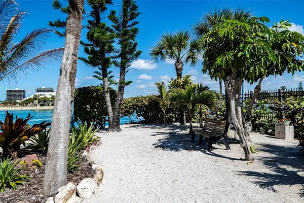 $3,500 | 7100 Sunset Way, Unit 810, St. Pete Beach, FL 33706