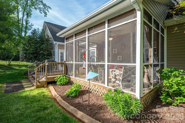 $439,000 | 1013 Marguerite Drive, Lowell, NC 28098