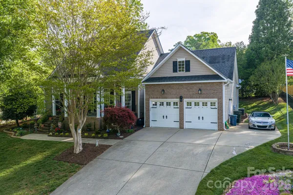 $439,000 | 1013 Marguerite Drive, Lowell, NC 28098