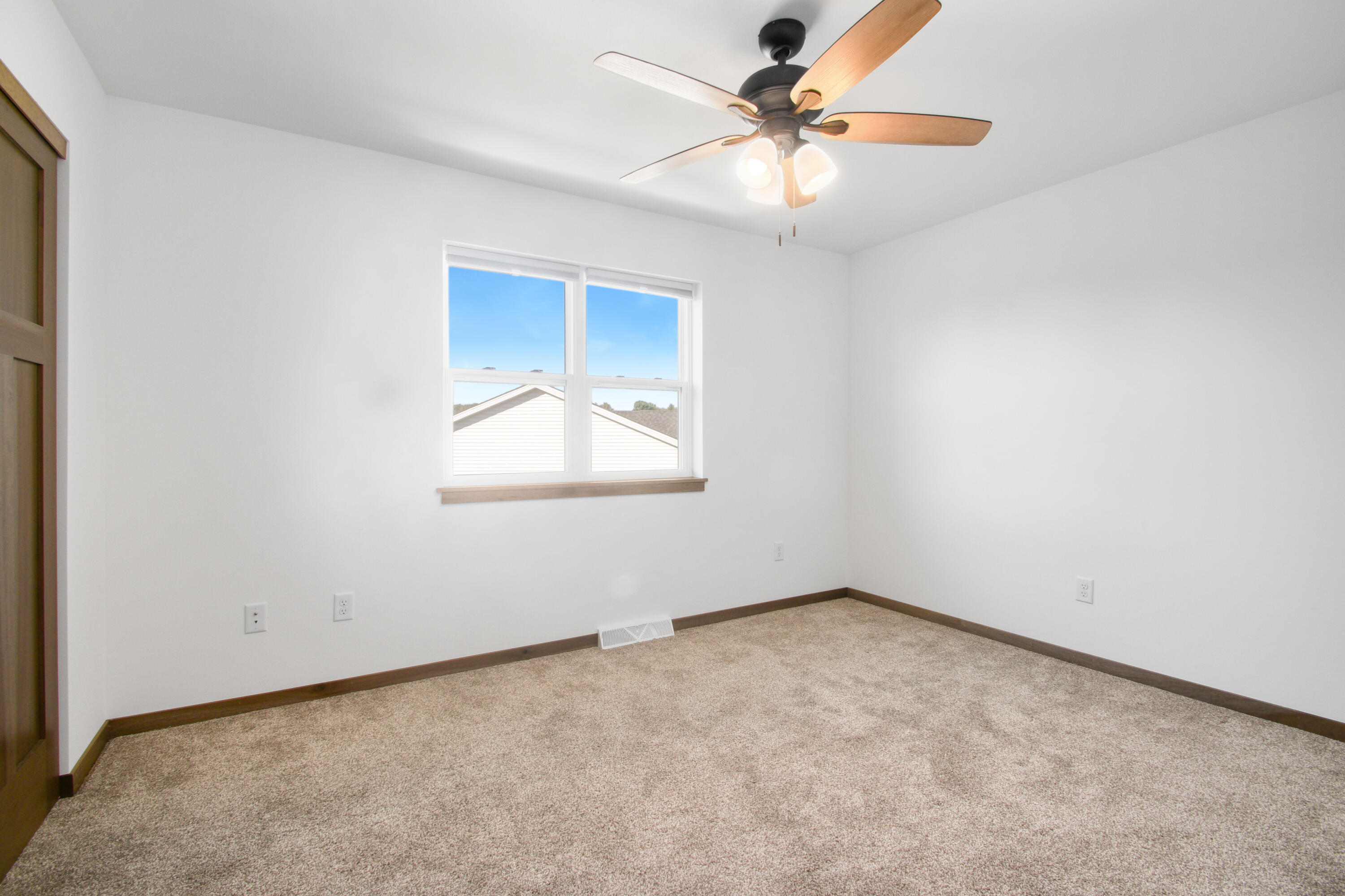 1848 Edgewood Road Kewaskum, WI 53040 - Photo 13 of 15 71426-11
