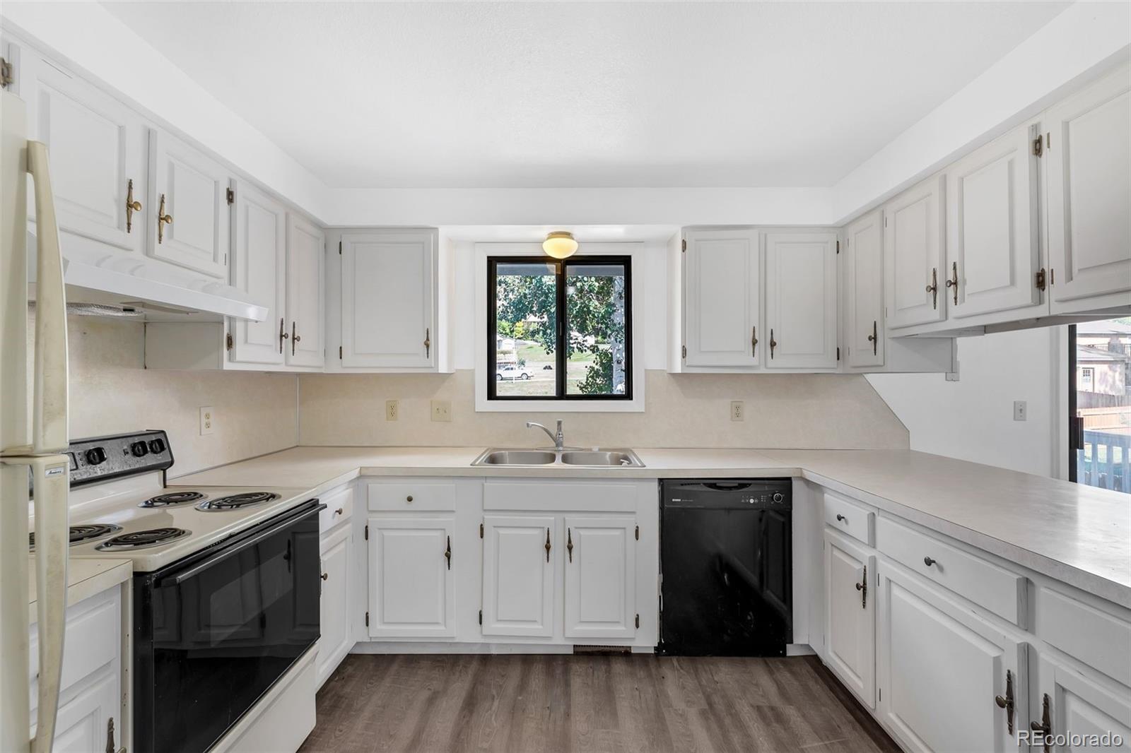 1335 Sage Ridge Road Meeker, CO 81641 - Photo 10 of 41 Gallery Image 10