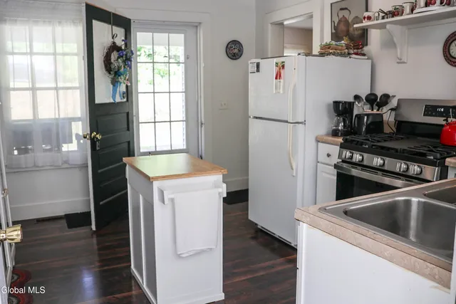 $189,000 | 802 Creek Road, Crown Point, NY 12928