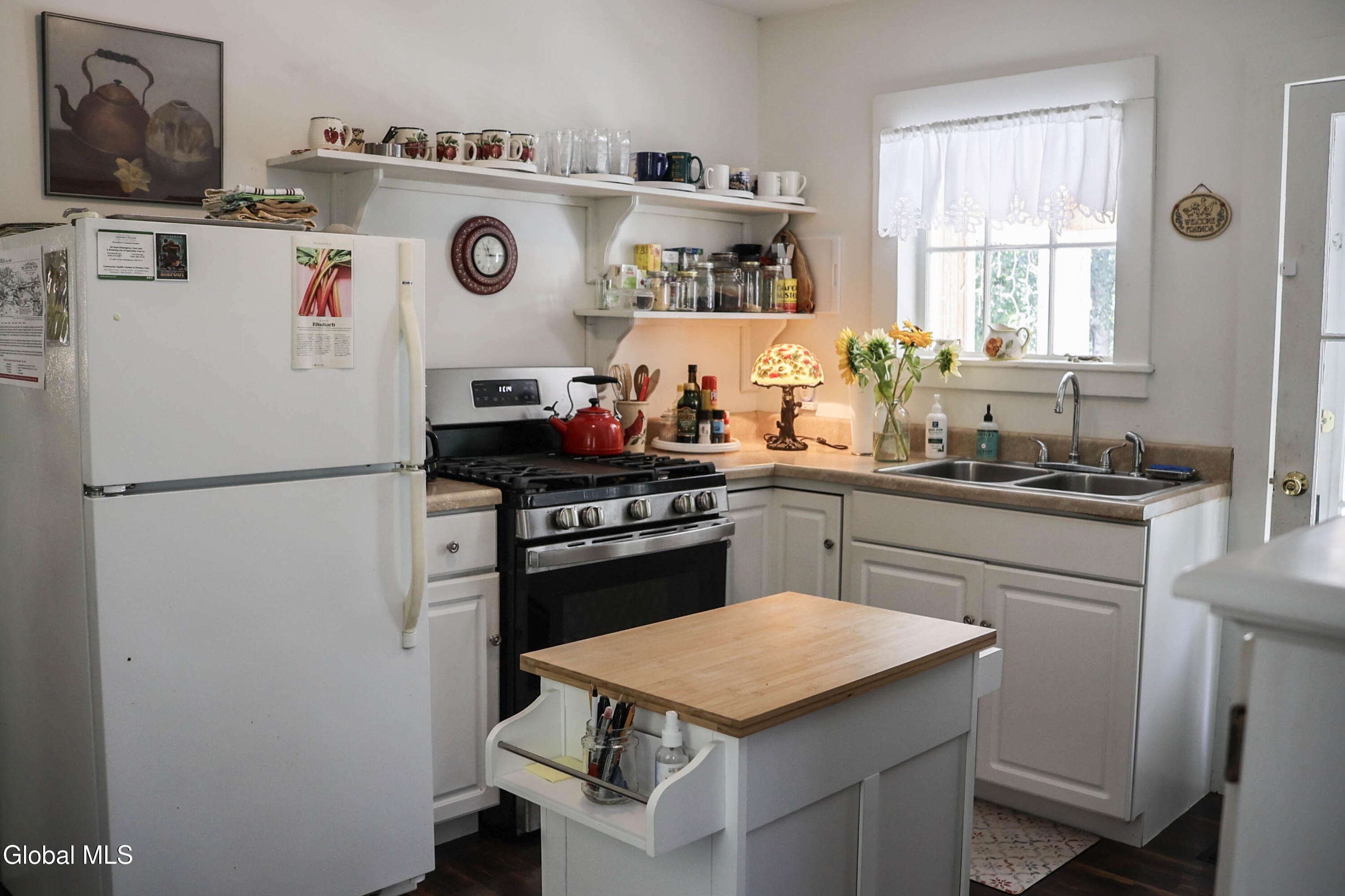 802 Creek Road Crown Point, NY 12928 - Photo 14 of 46 KitchenShot5