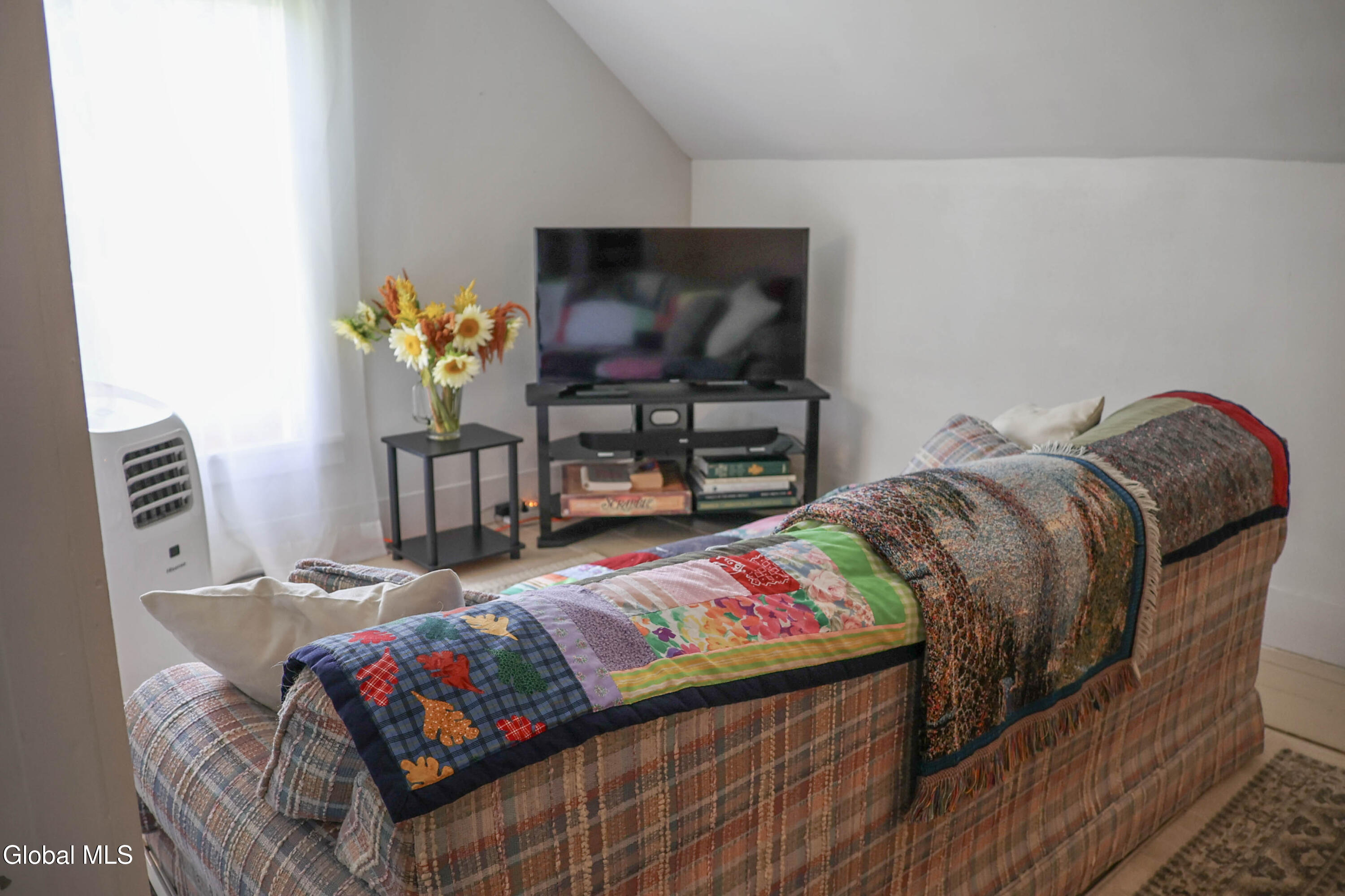 802 Creek Road Crown Point, NY 12928 - Photo 32 of 46 UpstairsTVnook