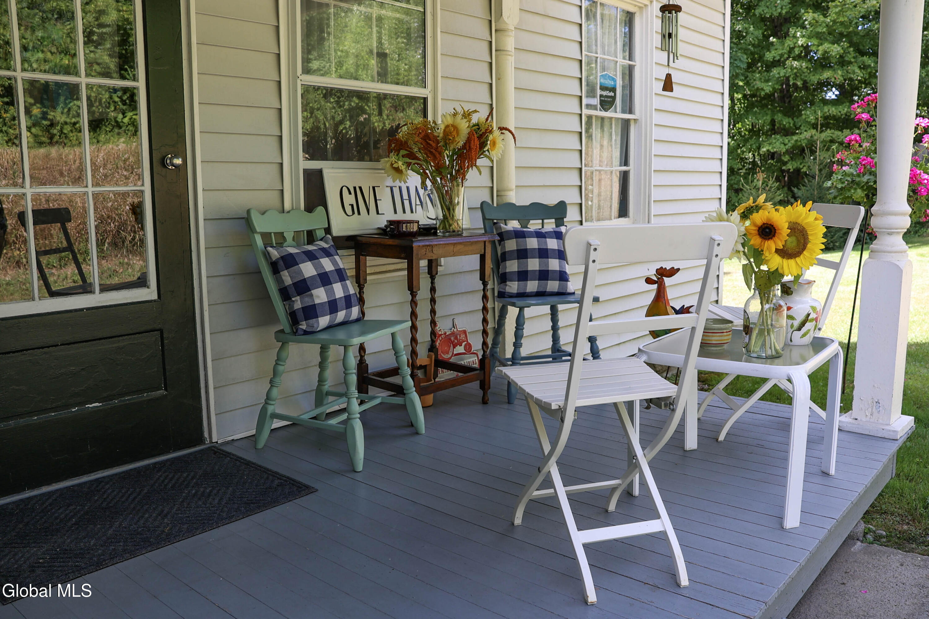 802 Creek Road Crown Point, NY 12928 - Photo 6 of 46 PorchforGathering1