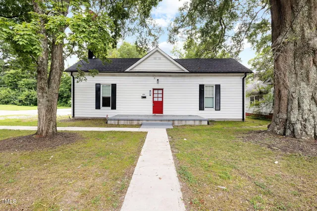 $190,000 | 334 East Andrews Avenue, Henderson, NC 27536