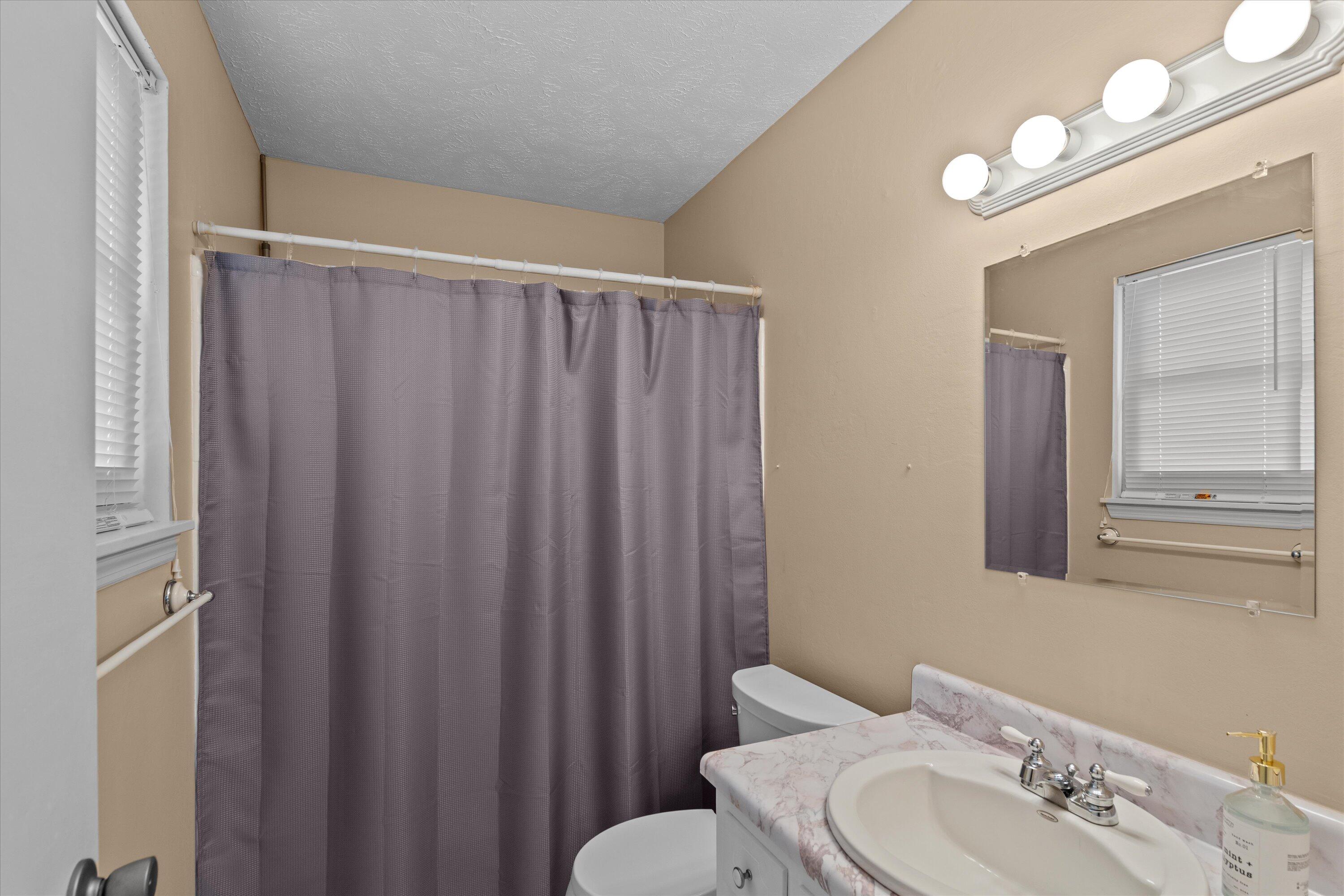 3924 Old Trail Road Augusta, GA 30907 - Photo 16 of 30 16-guest bth