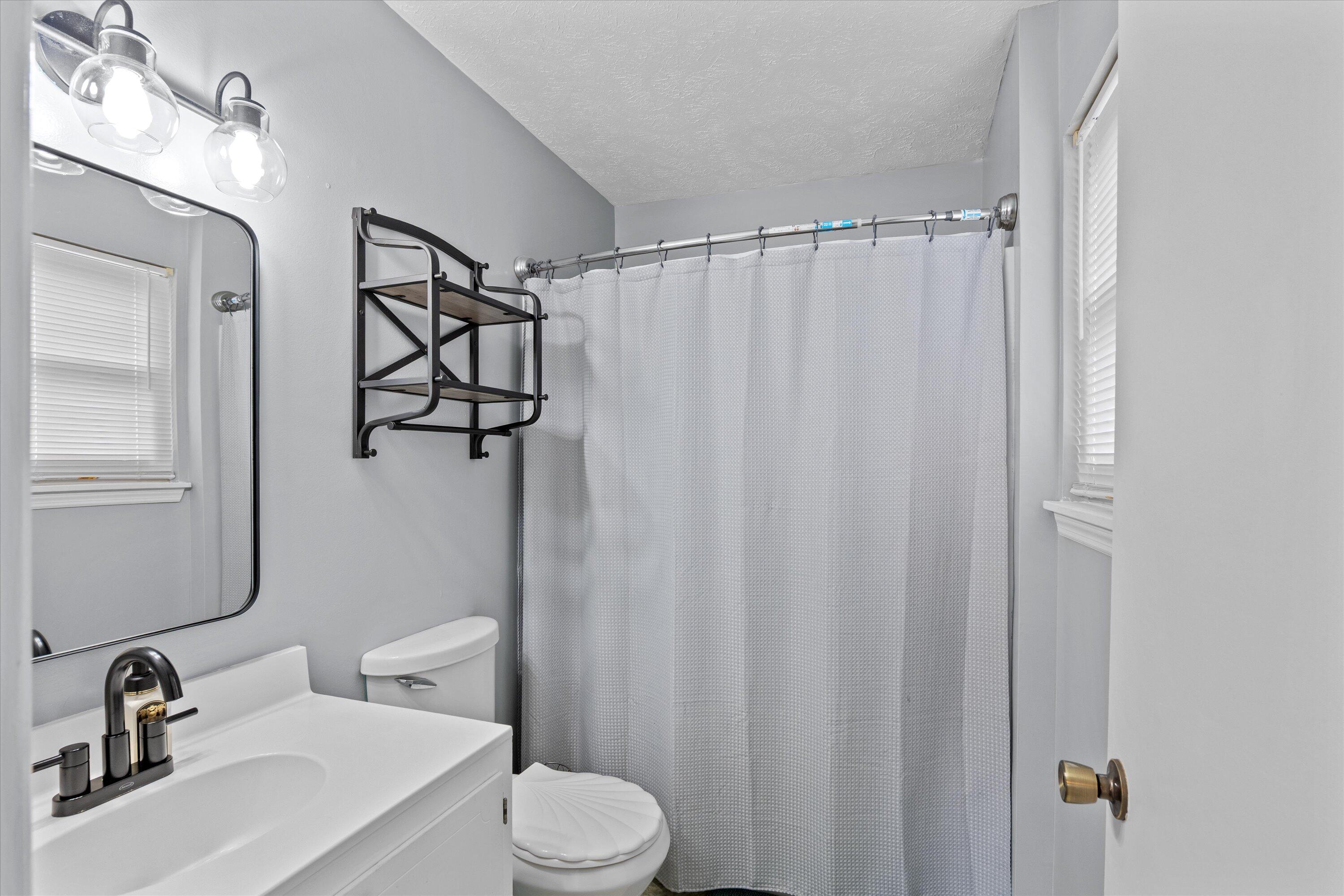 3924 Old Trail Road Augusta, GA 30907 - Photo 24 of 30 24-owners bath