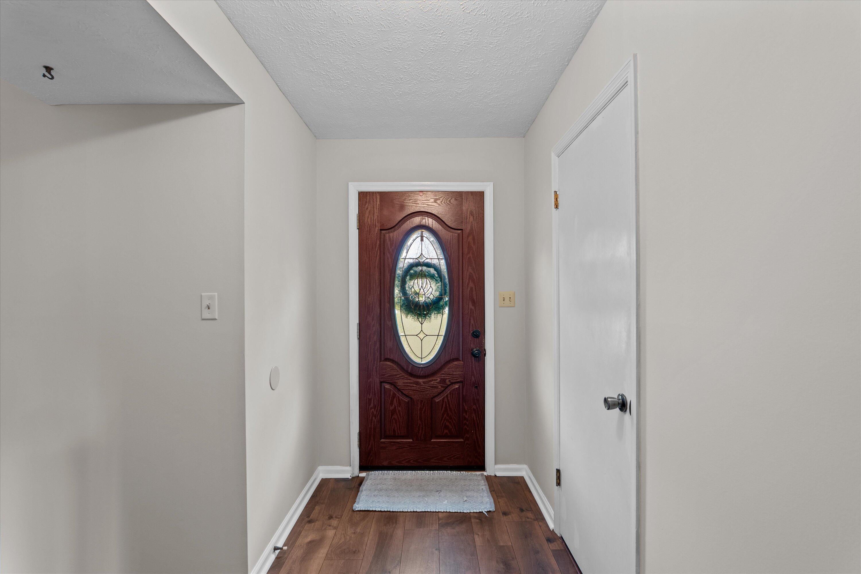 3924 Old Trail Road Augusta, GA 30907 - Photo 4 of 30 4-entry foyer