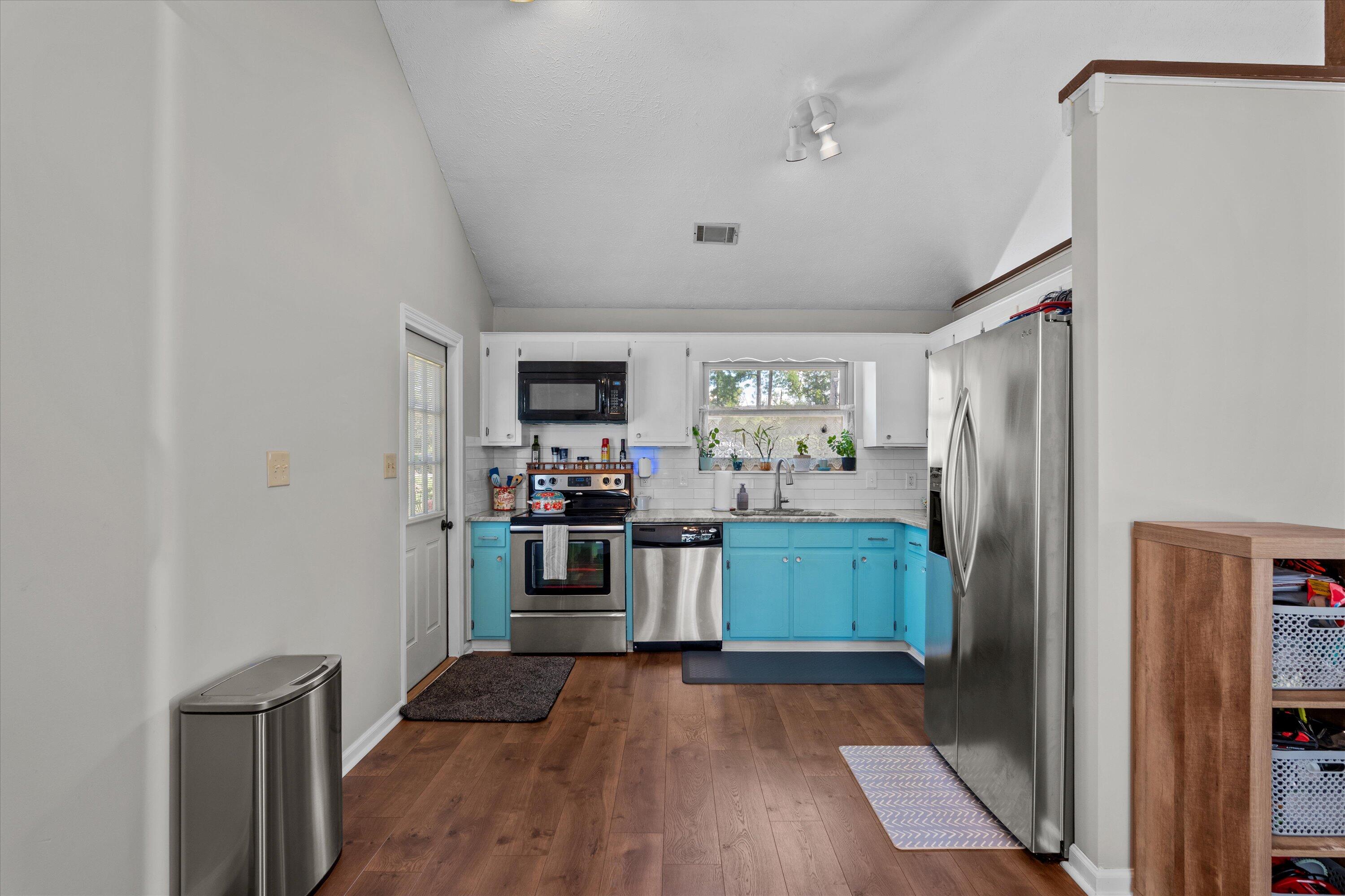 3924 Old Trail Road Augusta, GA 30907 - Photo 9 of 30 9-kitch