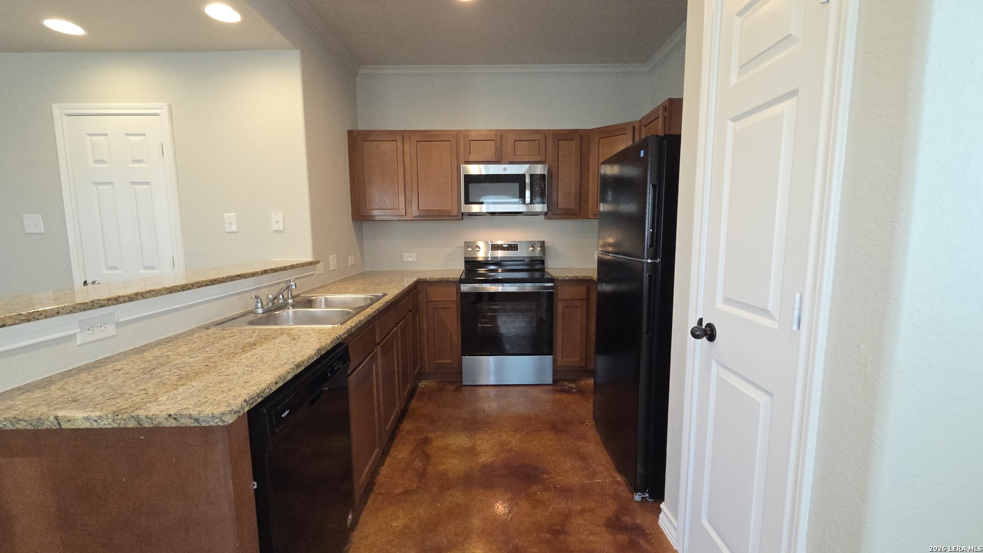 16837 Showdown Path, Unit 1 Selma, TX 78154 - Photo 8 of 21