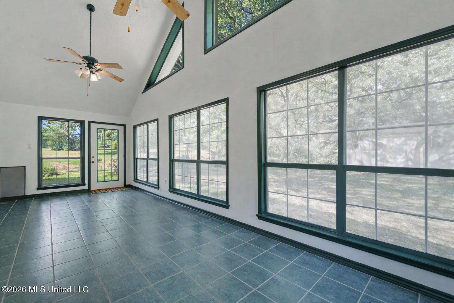 17118 Moran Road Gulfport, MS 39503 - Photo 23 of 37 023