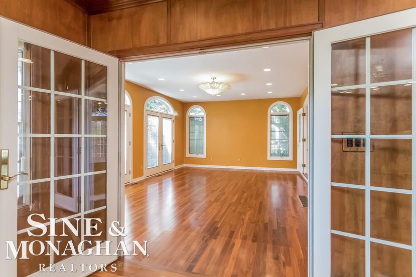 21 Hawthorne Road Grosse Pointe Shores, MI 48236 - Photo 21 of 80