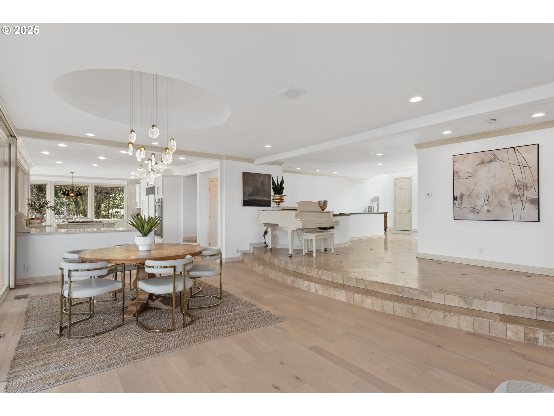 1040 Southwest Myrtle Drive Portland, OR 97201 - Photo 11 of 47 Dining Area