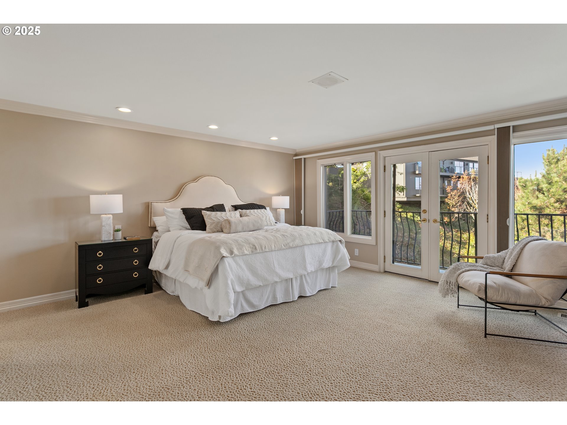 1040 Southwest Myrtle Drive Portland, OR 97201 - Photo 23 of 47