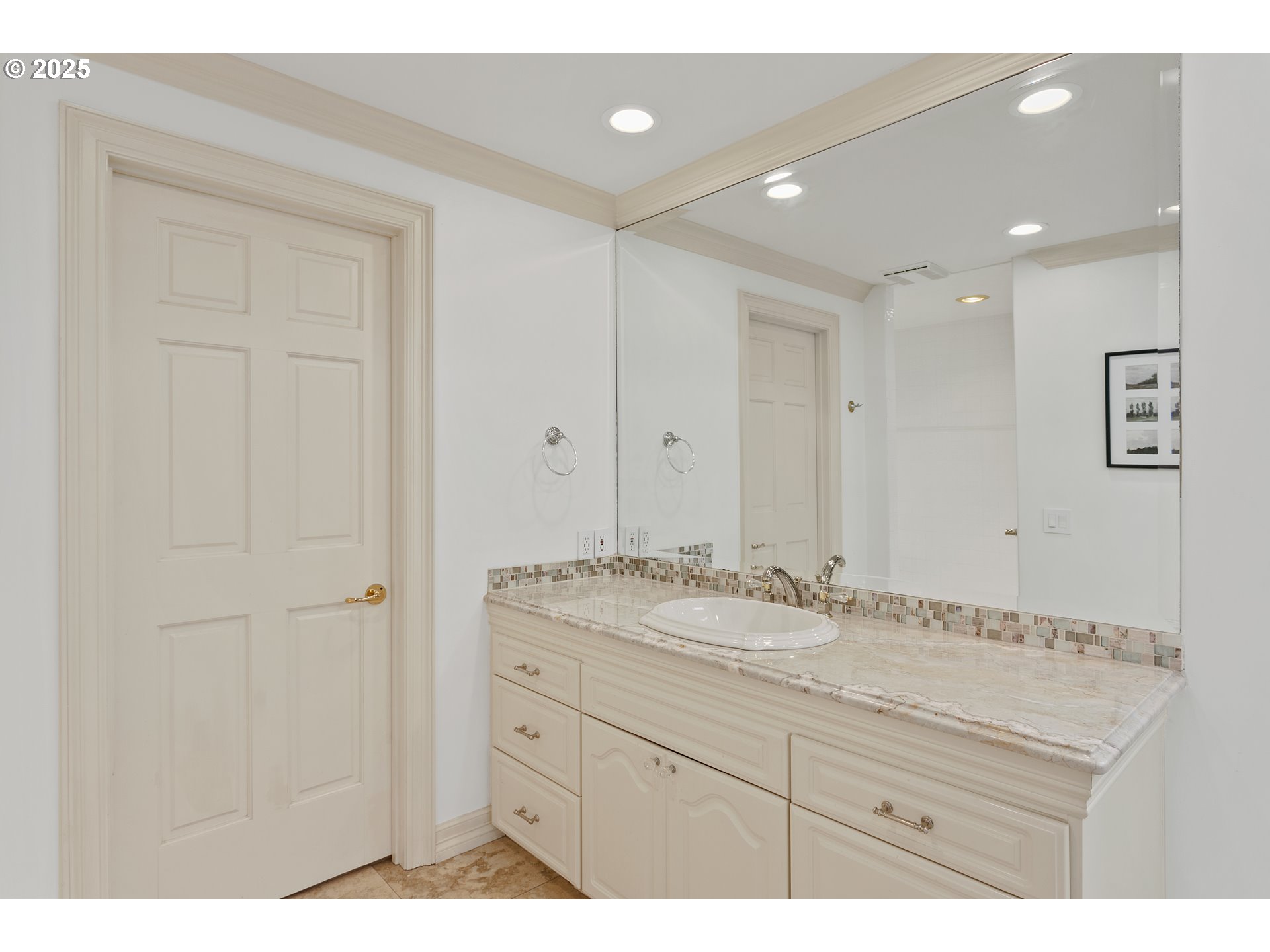 1040 Southwest Myrtle Drive Portland, OR 97201 - Photo 27 of 47