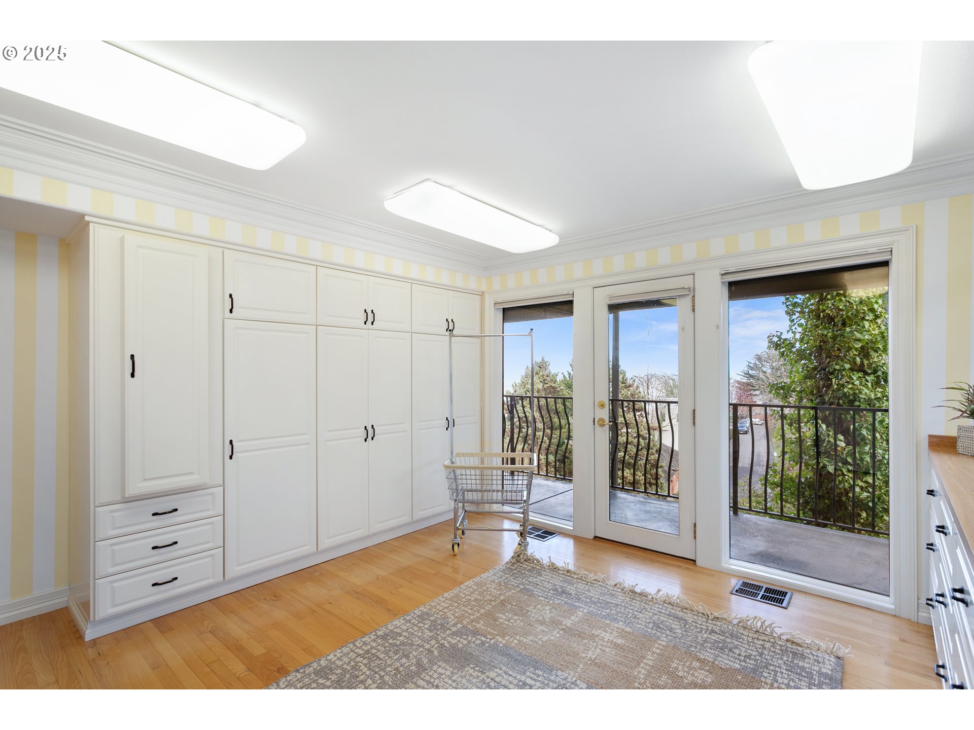 1040 Southwest Myrtle Drive Portland, OR 97201 - Photo 42 of 47