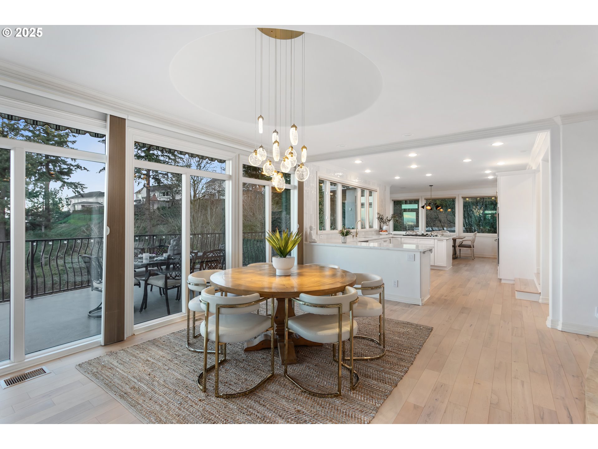 1040 Southwest Myrtle Drive Portland, OR 97201 - Photo 5 of 47