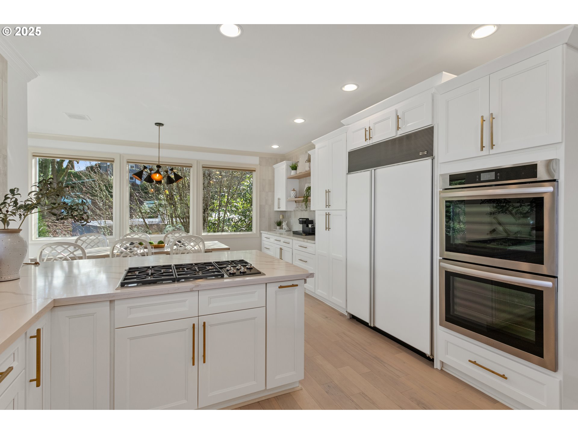 1040 Southwest Myrtle Drive Portland, OR 97201 - Photo 7 of 47