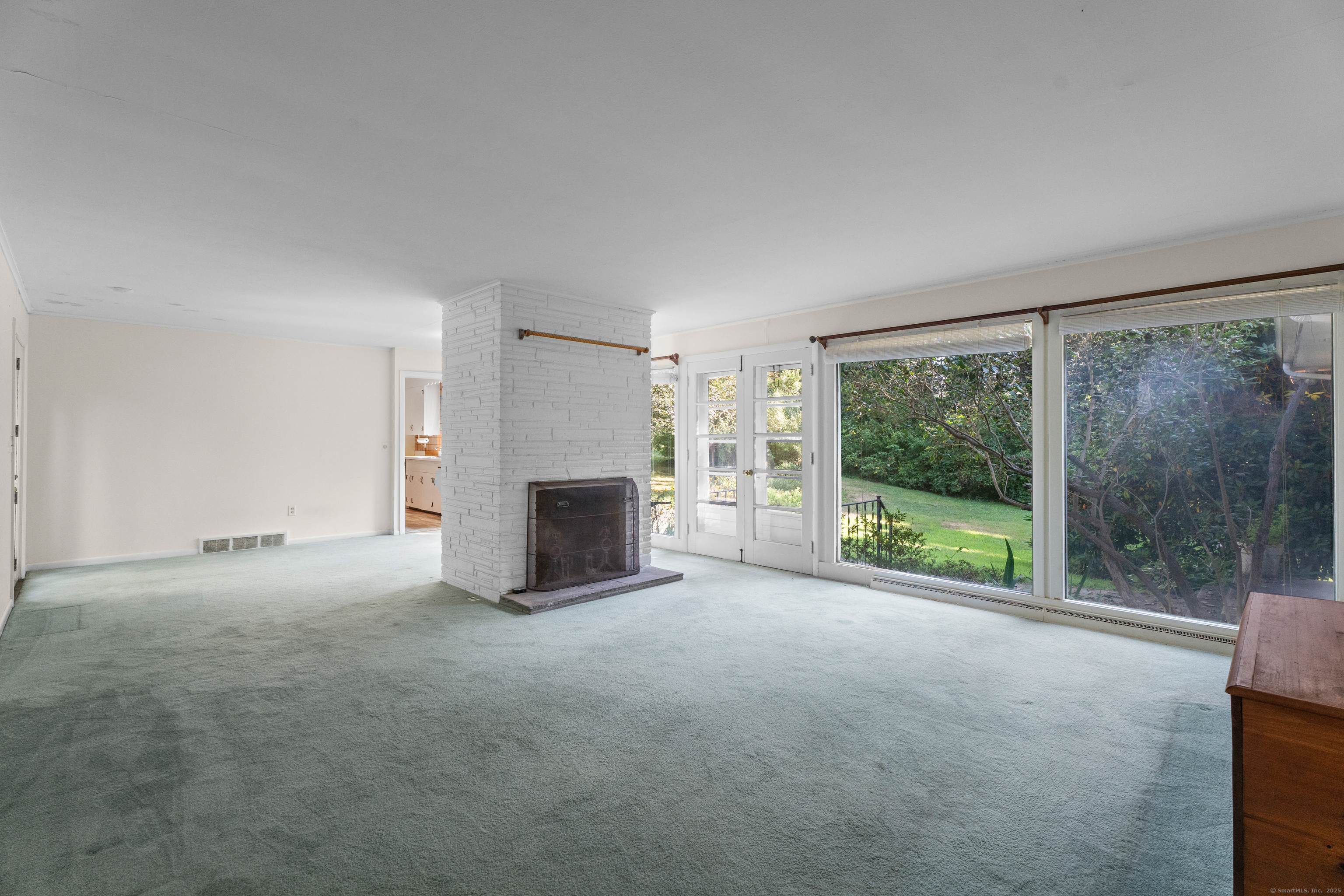 55 Harbor View Road Guilford, CT 06437 - Photo 12 of 29