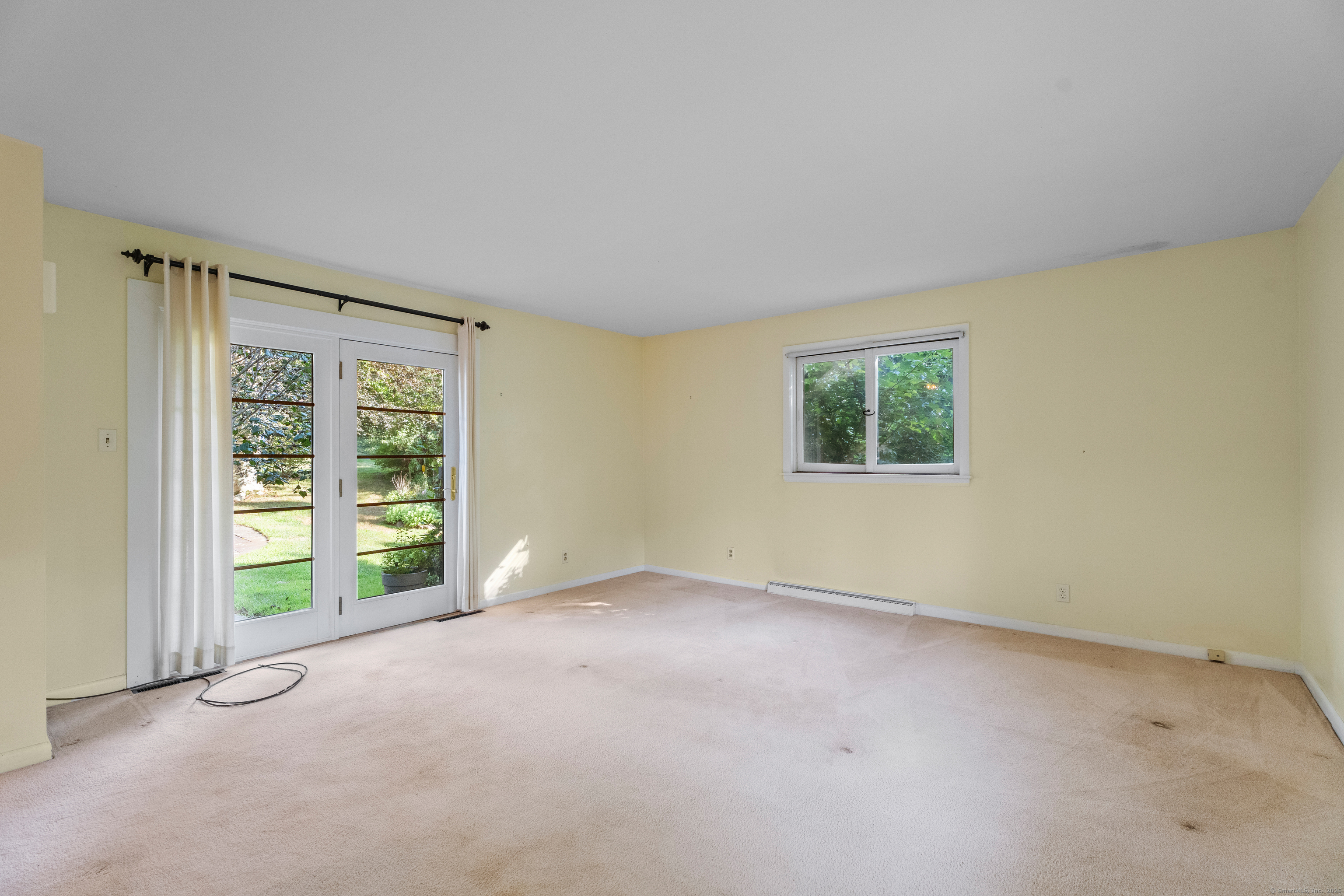 55 Harbor View Road Guilford, CT 06437 - Photo 13 of 29