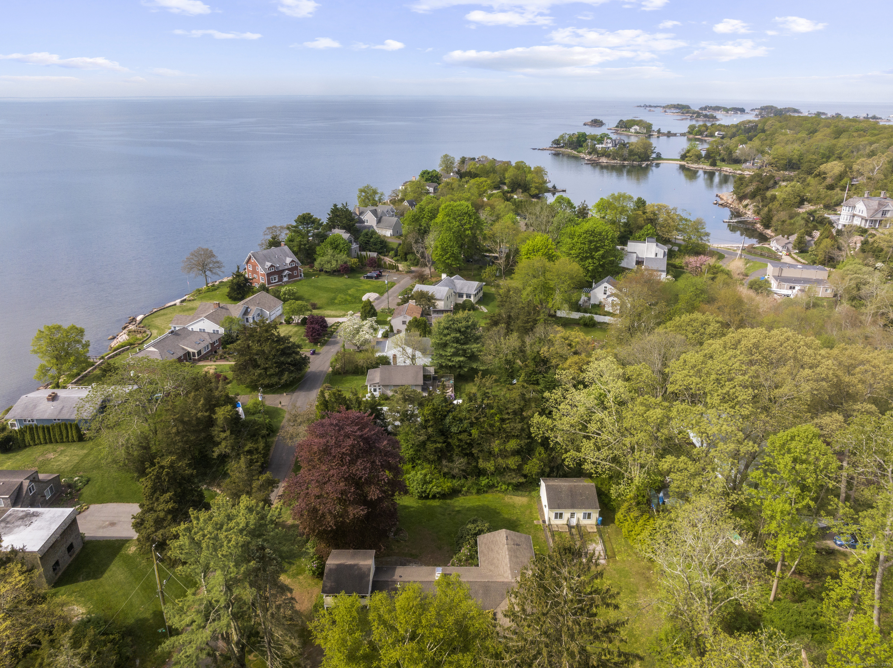 55 Harbor View Road Guilford, CT 06437 - Photo 17 of 29