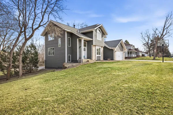 $499,900 | 1907 Meadow Rose Boulevard, St. Cloud, MN 56301