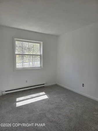 $2,000 | 362 Somerset Drive, East Stroudsburg, PA 18301