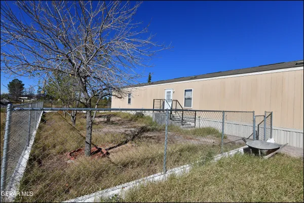 $225,800 | 529 Paloma Blanca Drive, Chaparral, NM 88081