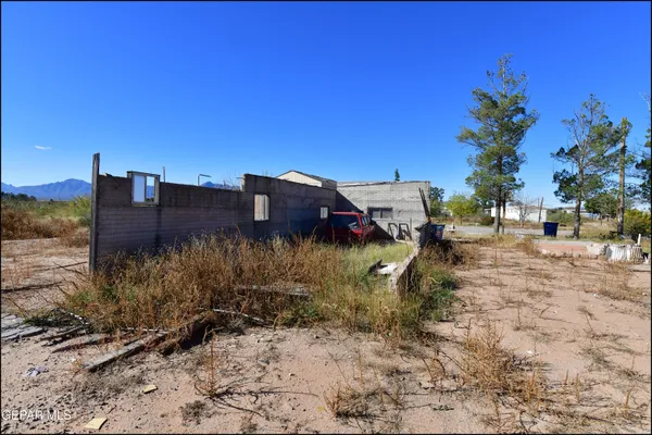 $225,800 | 529 Paloma Blanca Drive, Chaparral, NM 88081