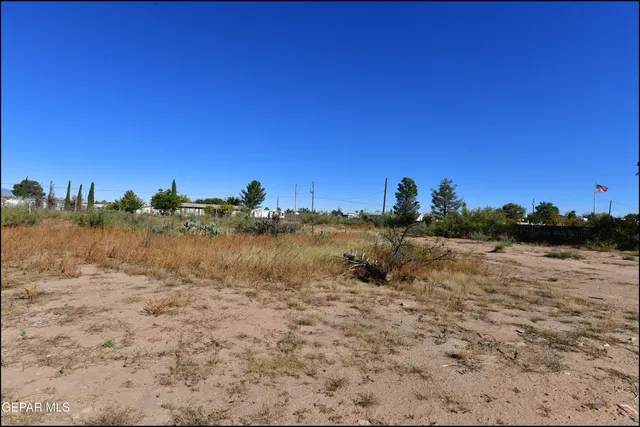 $225,800 | 529 Paloma Blanca Drive, Chaparral, NM 88081