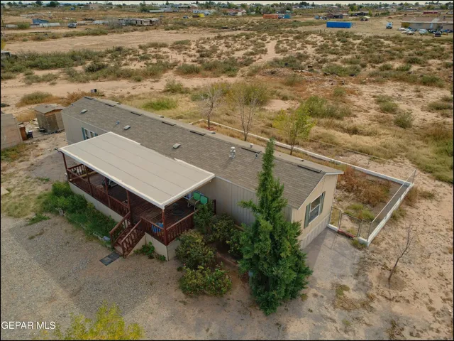 $225,800 | 529 Paloma Blanca Drive, Chaparral, NM 88081