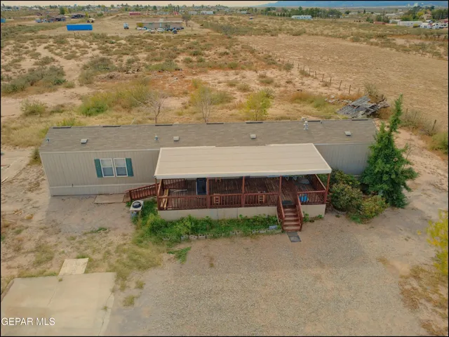 $225,800 | 529 Paloma Blanca Drive, Chaparral, NM 88081