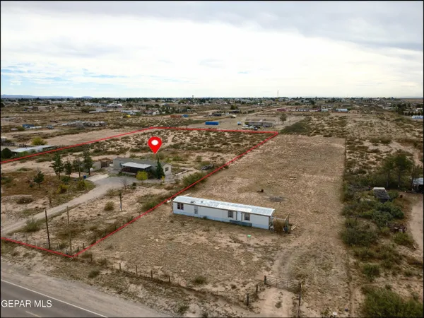 $225,800 | 529 Paloma Blanca Drive, Chaparral, NM 88081