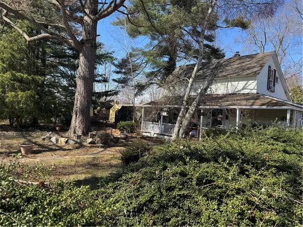 $299,900 | 73 Eton Avenue, Warwick, RI 02889