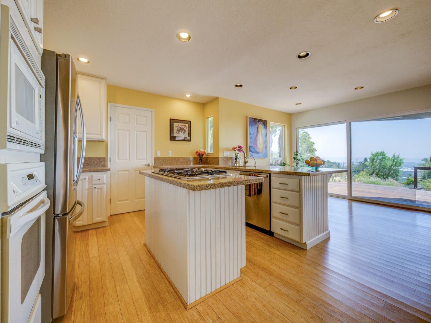 920 Smith Road Watsonville, CA 95076 - Photo 4 of 26