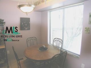 1004 Willow Grove Court Rochester, MI 48307 - Photo 4 of 8 556398-3.JPG