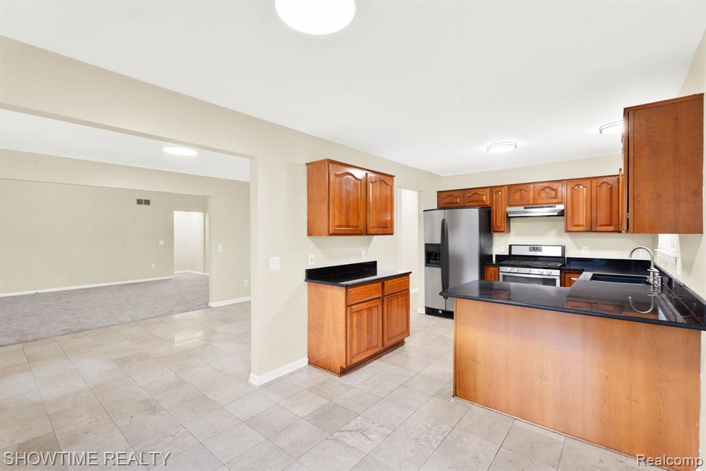 42810 Little Road Clinton Township, MI 48036 - Photo 26 of 71