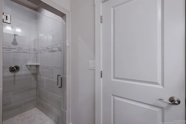 $295,000 | 1163 Lavaca, Canyon Lake, TX 78133