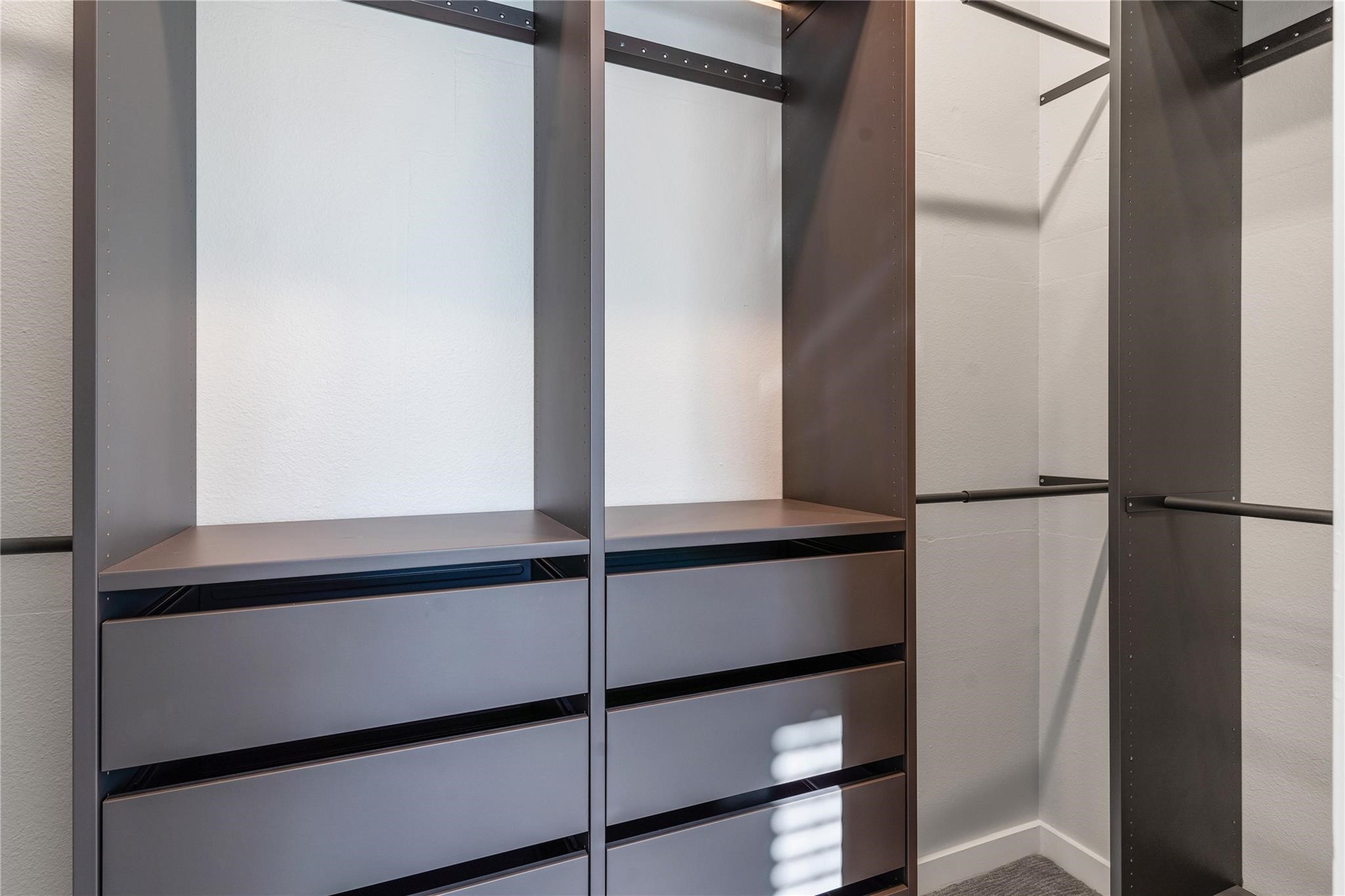 4705 Thornton Grove Houston, TX 77018 - Photo 19 of 27