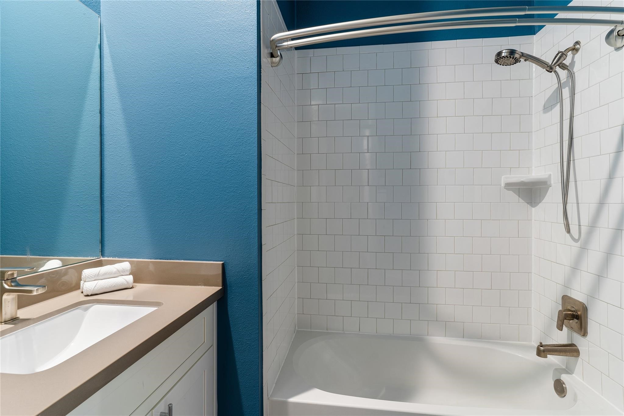 4705 Thornton Grove Houston, TX 77018 - Photo 21 of 27