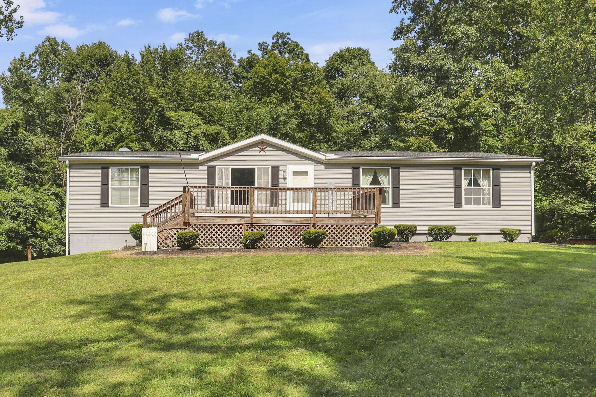 19600 Hampshire Road Utica, OH 43080 - Photo 1 of 70 1-web-or-mls-7W3A7302 - Copy