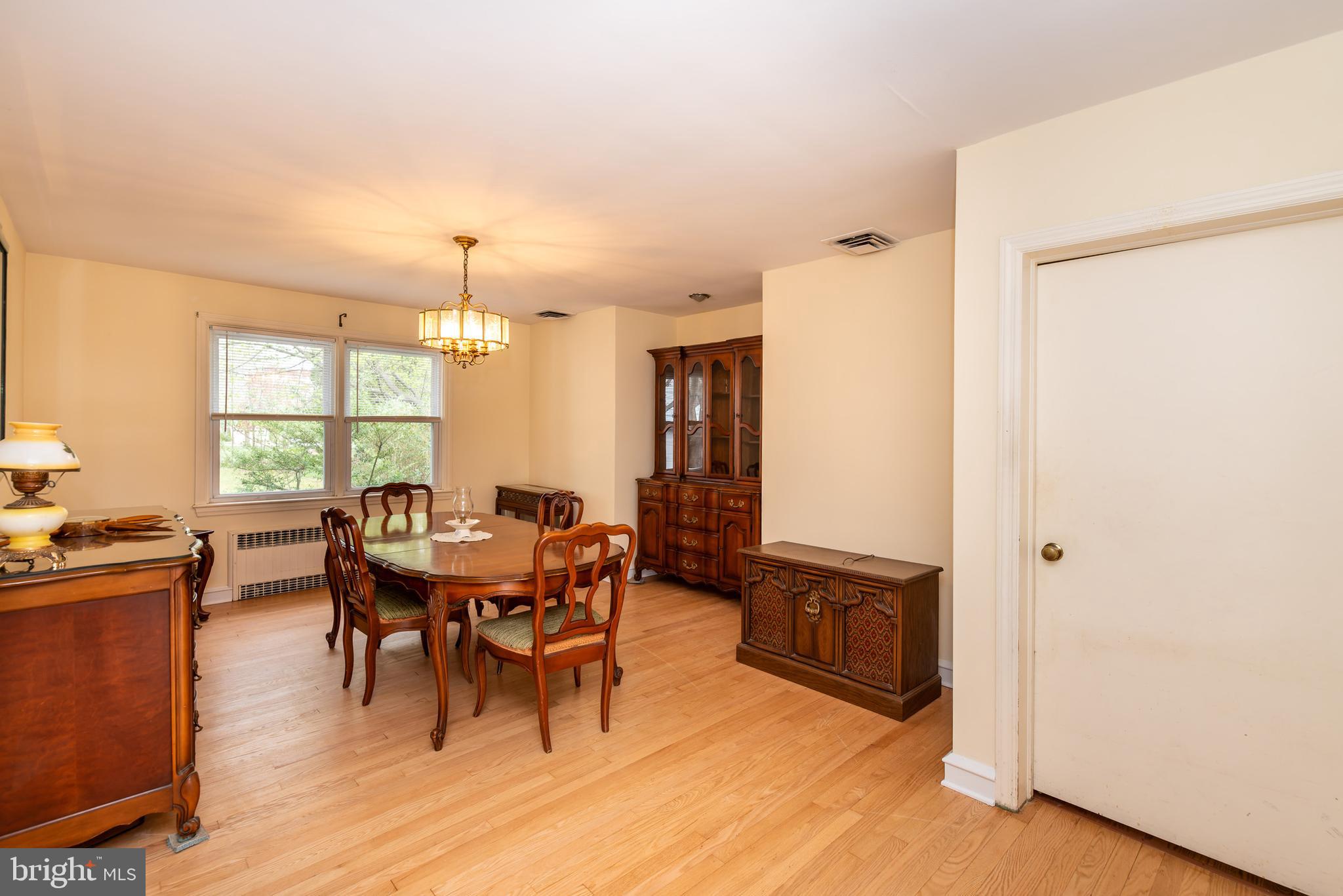 27 South State Street Vineland, NJ 08360 - Photo 14 of 46 a view of a dining room with furniture and window