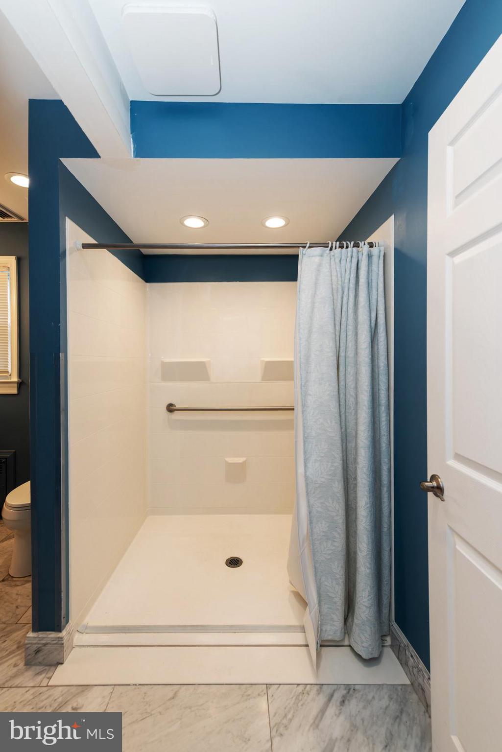 27 South State Street Vineland, NJ 08360 - Photo 28 of 46 a bathroom with a shower