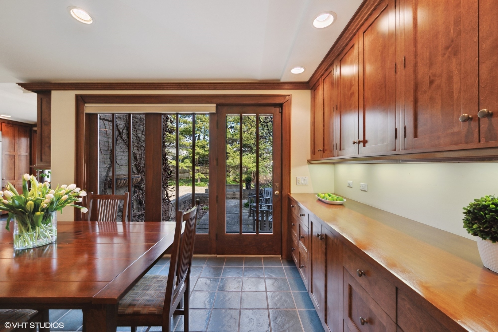 881 Private Road Winnetka, IL 60093 - Photo 19 of 60 a kitchen with sink and cabinets