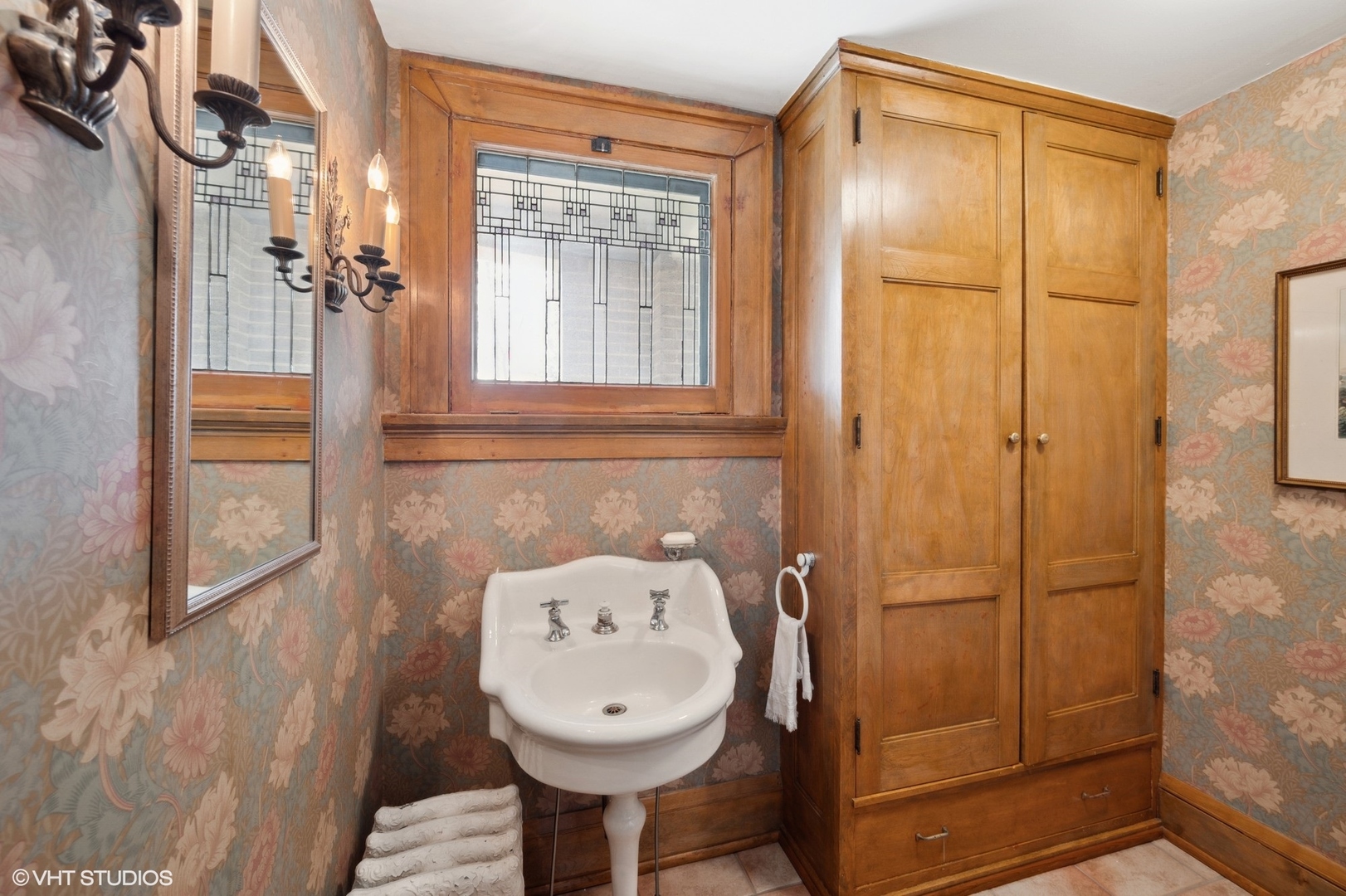 881 Private Road Winnetka, IL 60093 - Photo 24 of 60 a bathroom with a sink toilet and shower