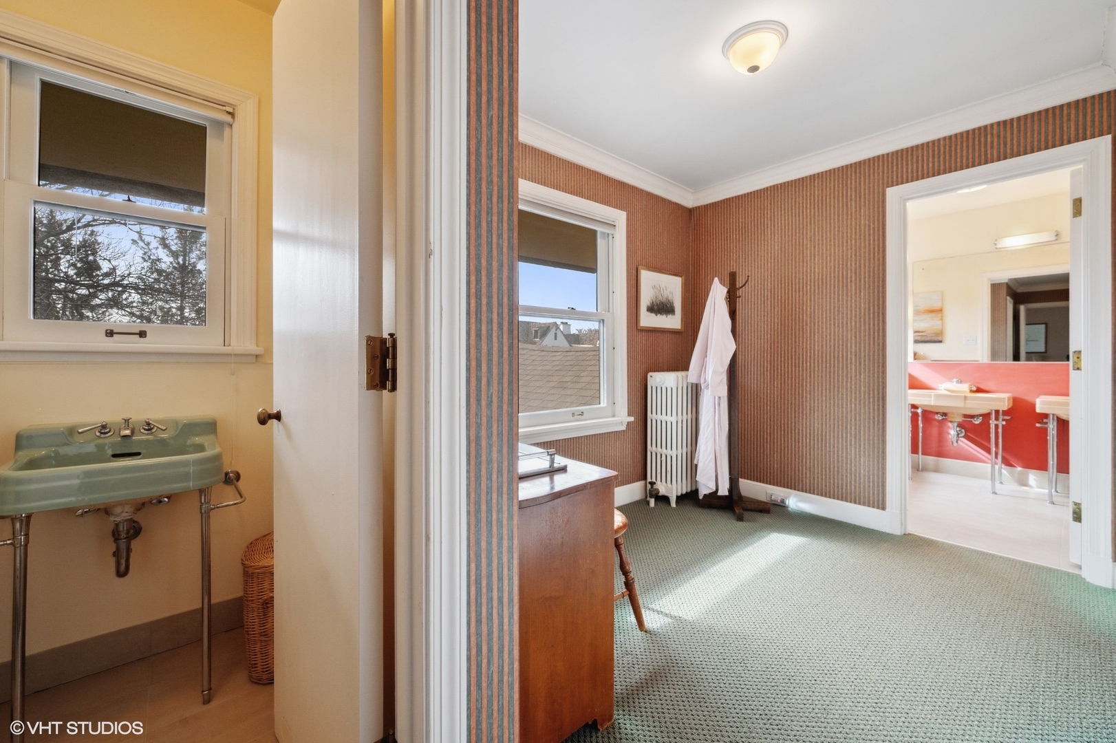 881 Private Road Winnetka, IL 60093 - Photo 29 of 60 a view of an entryway with wooden floor